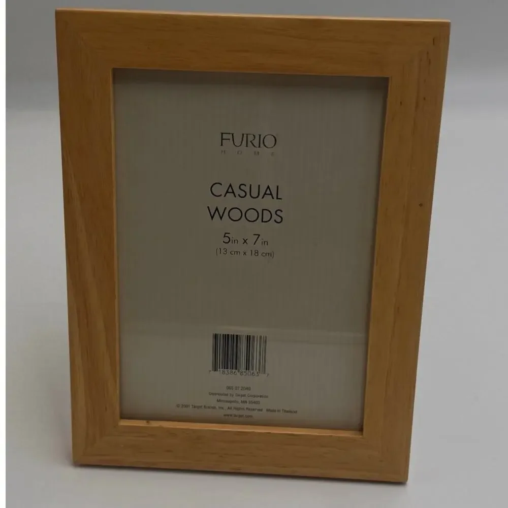Picture frame Furrio Casual Woods Natural Wood Tabletop Picture Frame 5x7